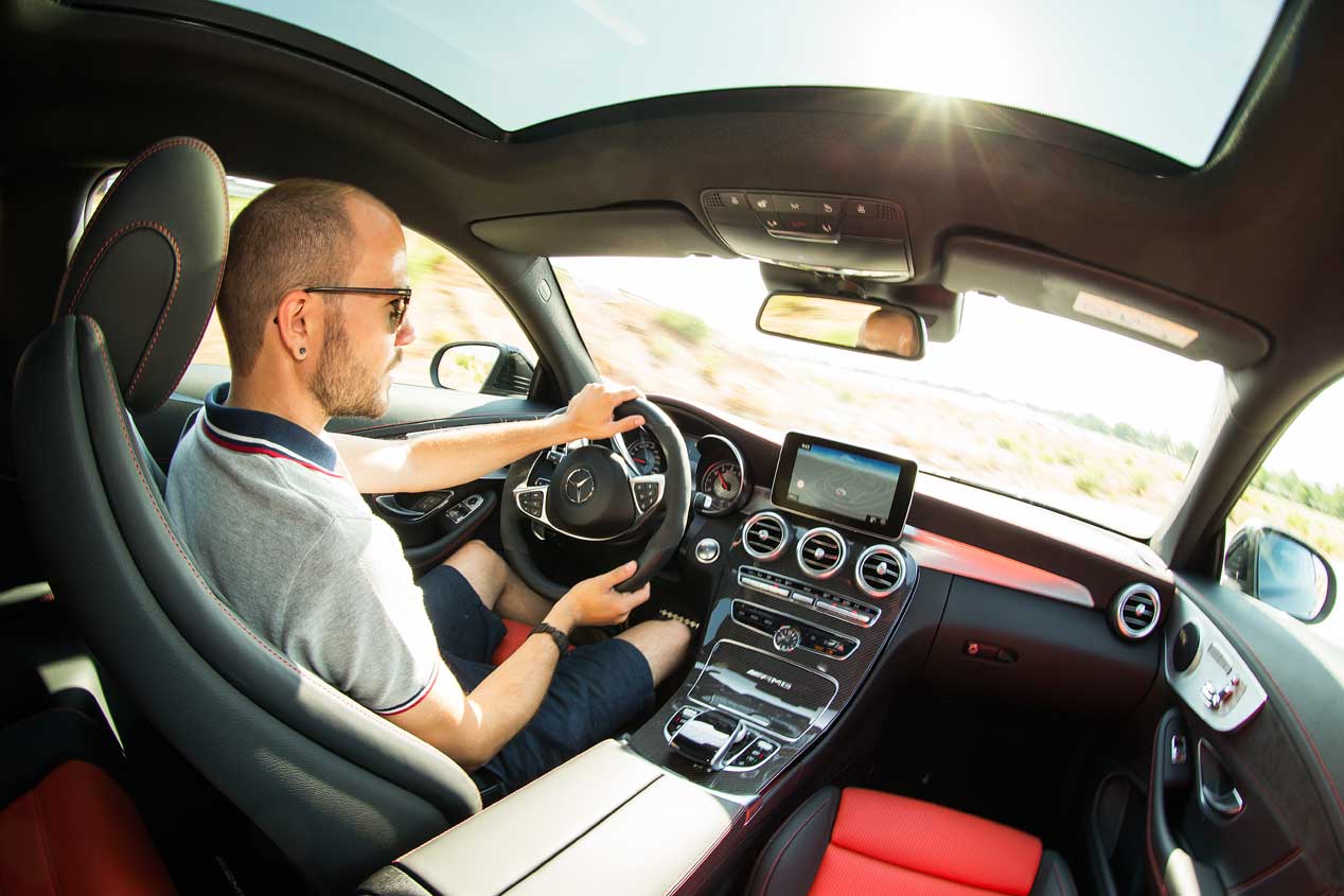 ¡Ojalá tener un garaje así! 10 coches que compraríamos sin dudar