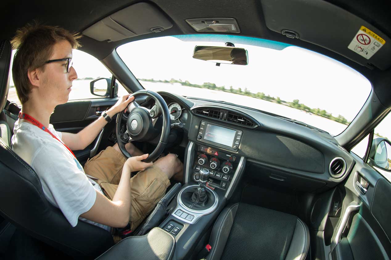 ¡Ojalá tener un garaje así! 10 coches que compraríamos sin dudar