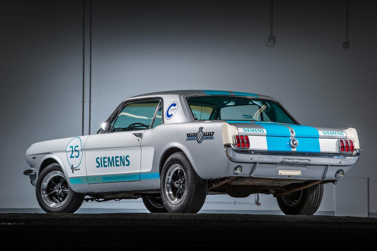 El Ford Mustang de 1965 que subirá solo el circuito de Goodwood