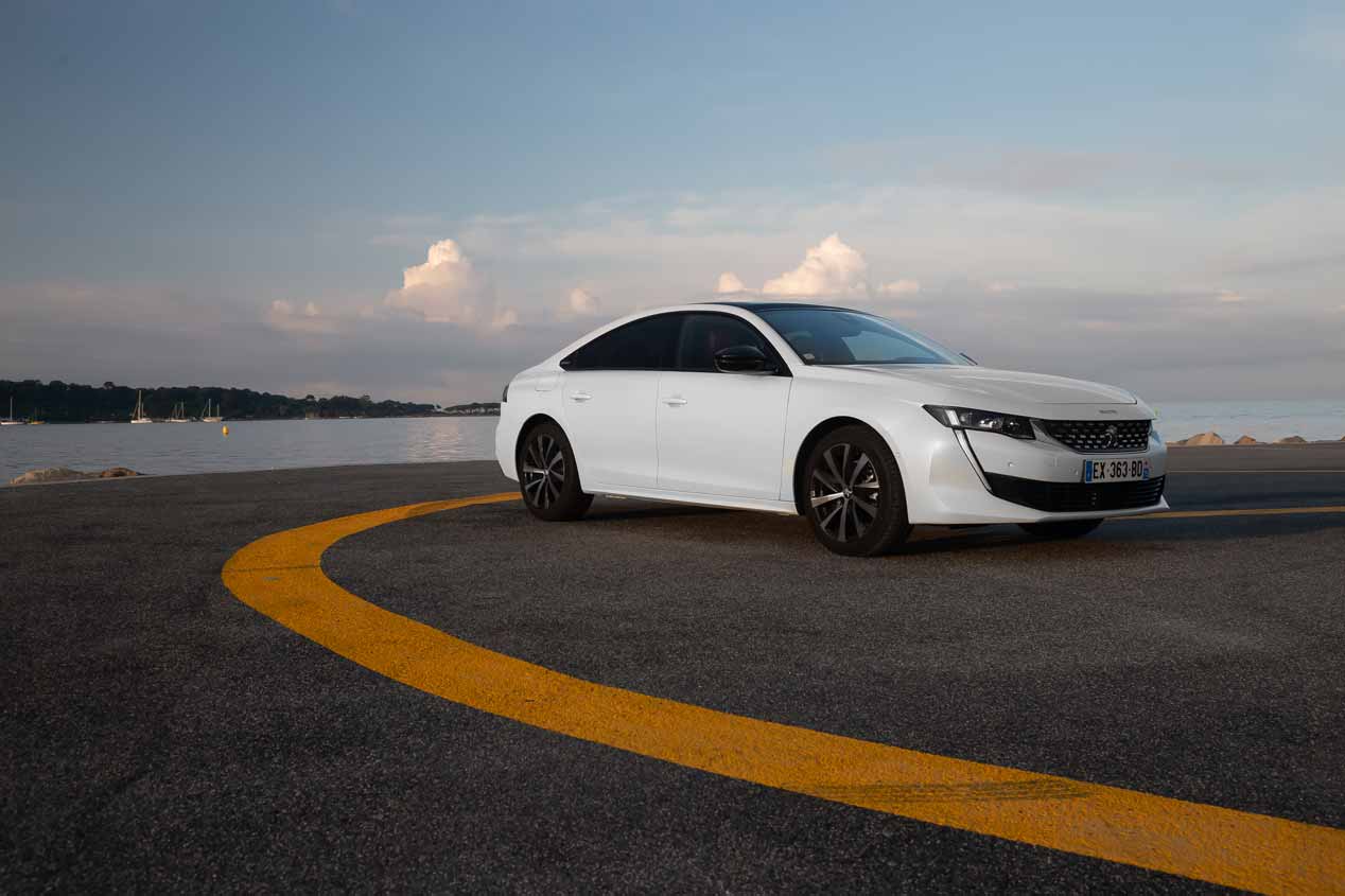 Peugeot 508 Hybrid Plug-in de 300 CV: luz verde en 2019