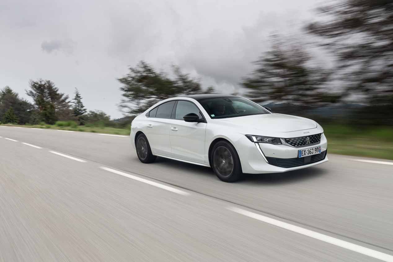 Peugeot 508 Hybrid Plug-in de 300 CV: luz verde en 2019