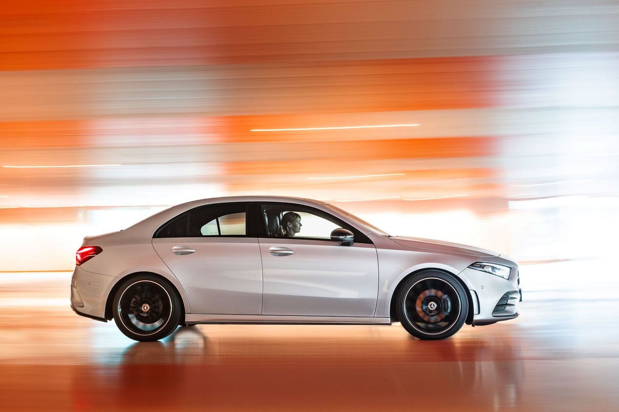 Mercedes Clase A Sedán 2019: datos y fotos oficiales