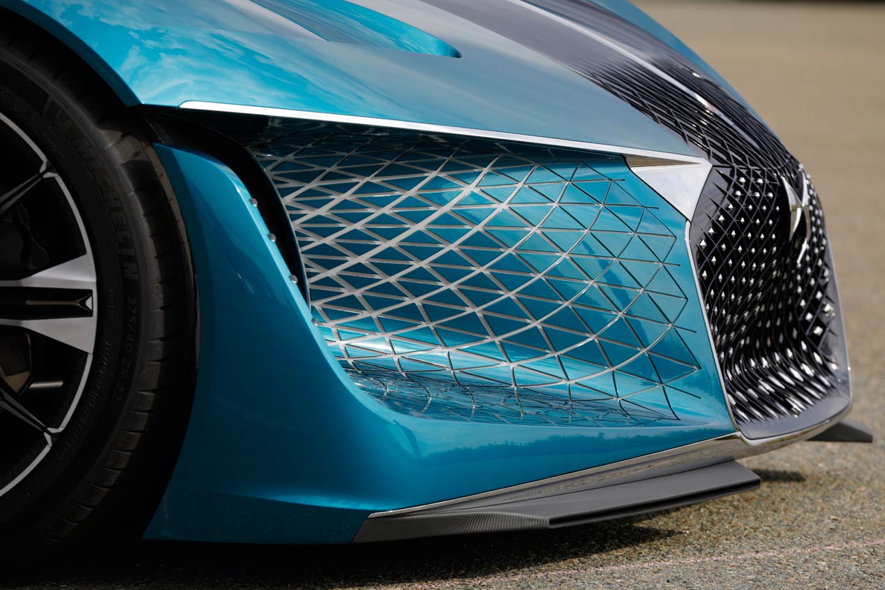 DS X E-Tense: dos coches en uno