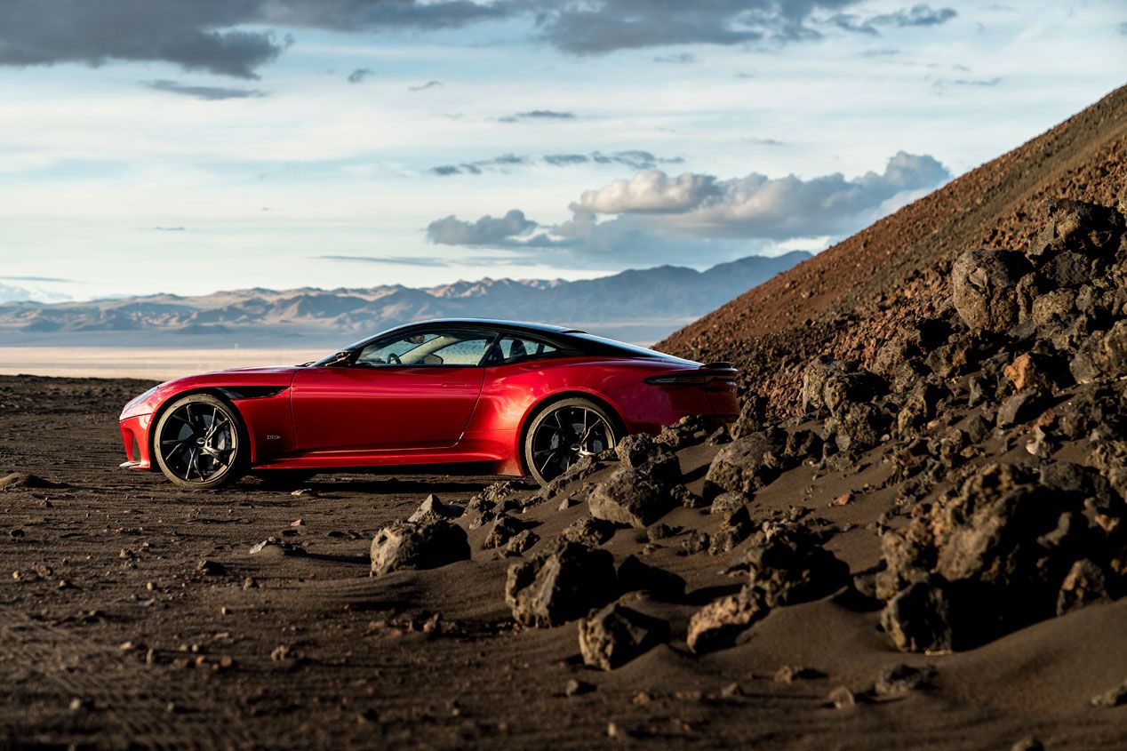 Probamos el Aston Martin DBS Superleggera