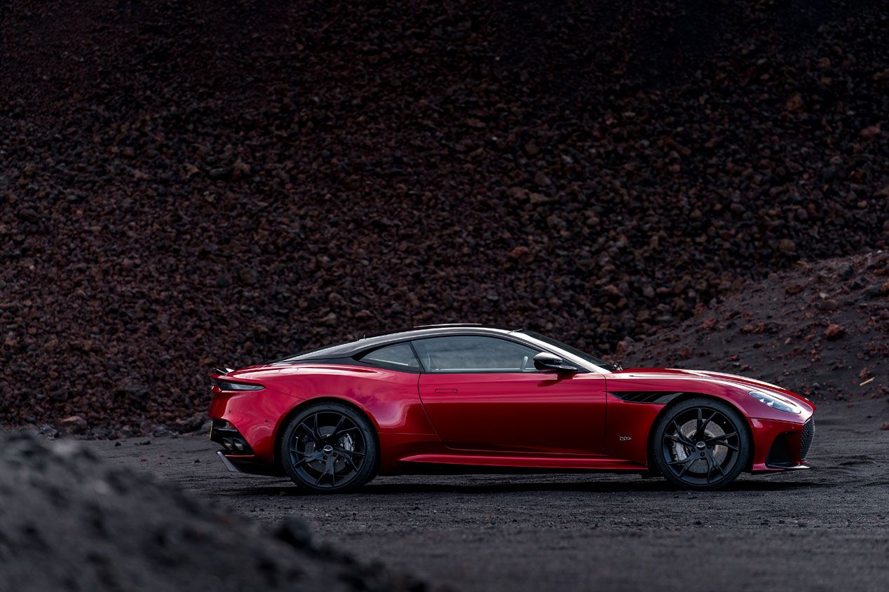Probamos el Aston Martin DBS Superleggera