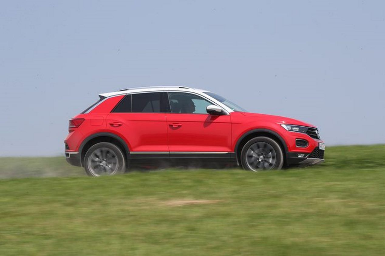 Opel Crossland X 1.2 Turbo, Seat Arona 1.0 TSI y VW T-Roc 1.0 TSI: ¿cuál es mejor?