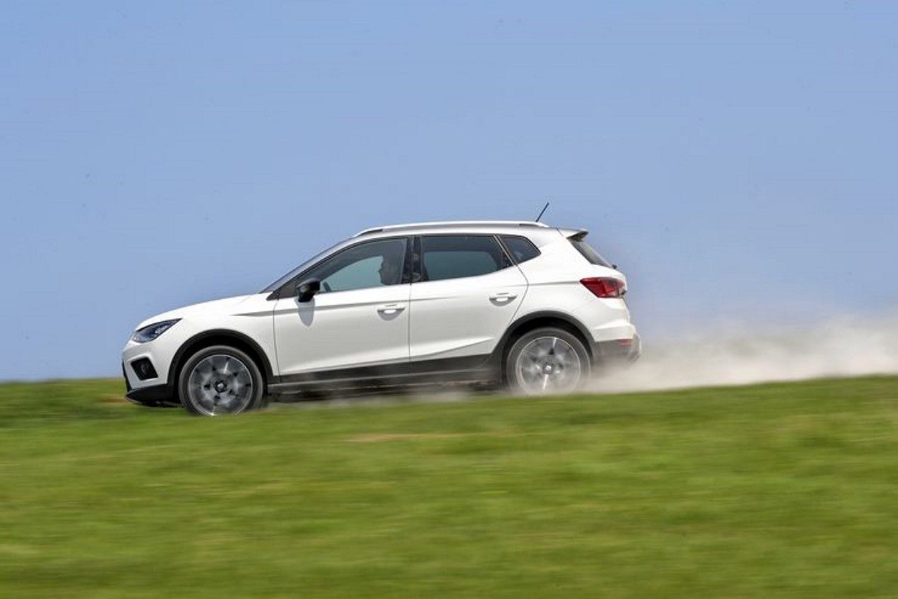 Opel Crossland X 1.2 Turbo, Seat Arona 1.0 TSI y VW T-Roc 1.0 TSI: ¿cuál es mejor?