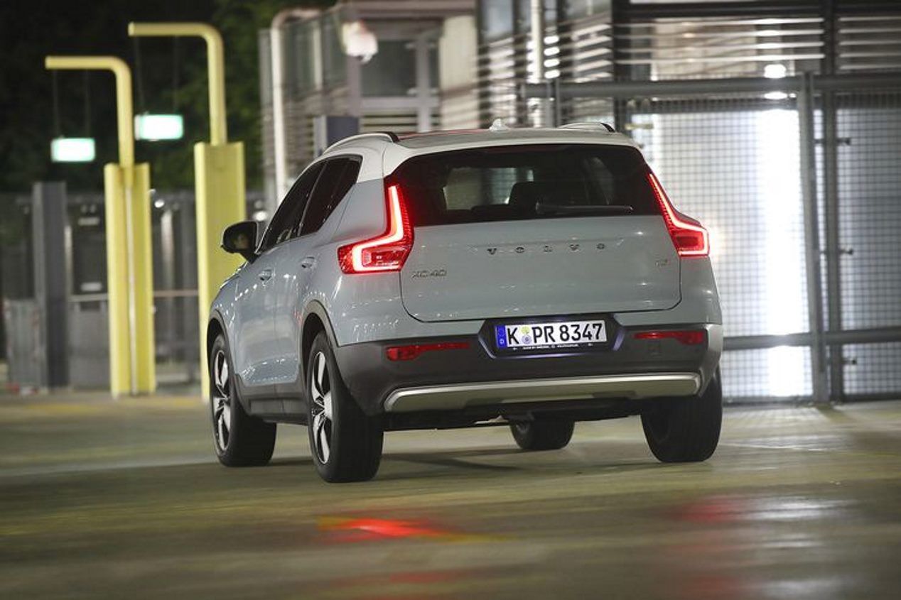 Comparativa SUV: Ford Kuga 1.5 Ecoboost, Skoda Karoq 1.5 TSI y Volvo XC40 T3