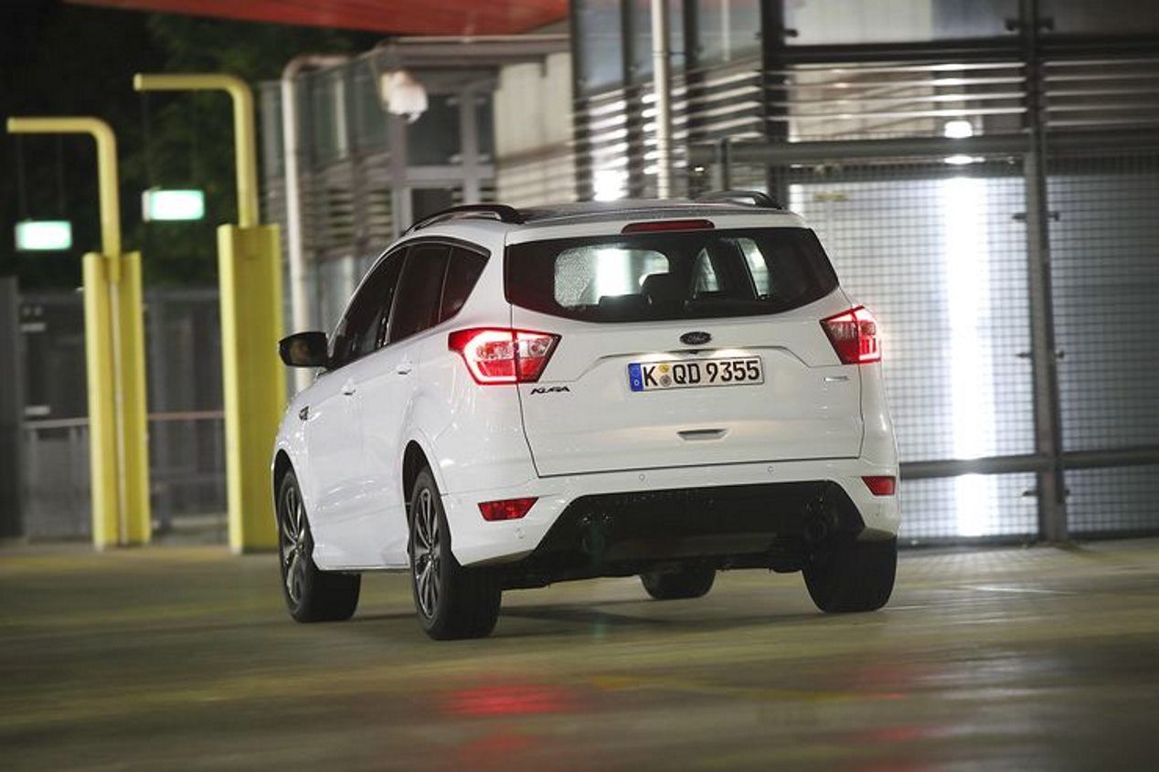 Comparativa SUV: Ford Kuga 1.5 Ecoboost, Skoda Karoq 1.5 TSI y Volvo XC40 T3