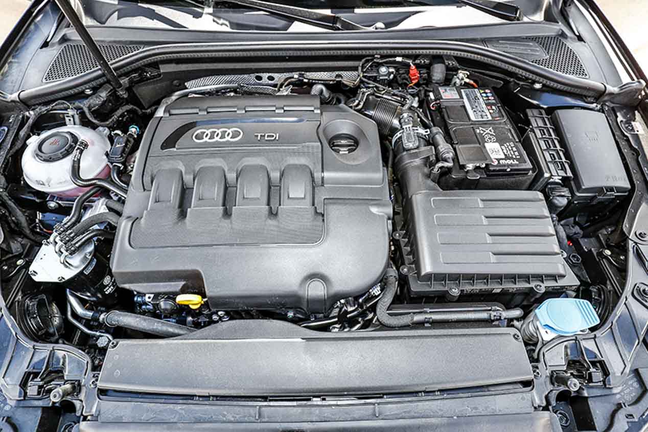 Supercomparativa de compactos: A3, Serie 1, Clase A, Golf, V40, Q30, CT y DS 4