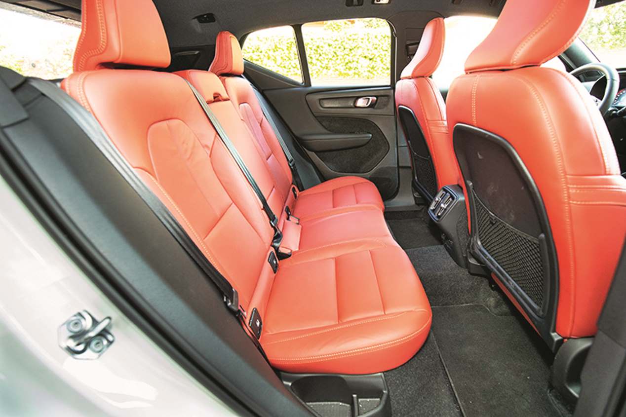 Comparativa: Jaguar E-Pace P250 vs Volvo XC40 T5 