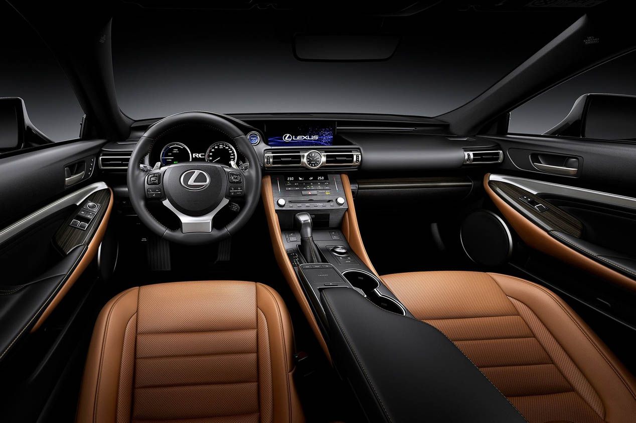 Lexus RC 2019: diseño renovado y comportamiento mejorado