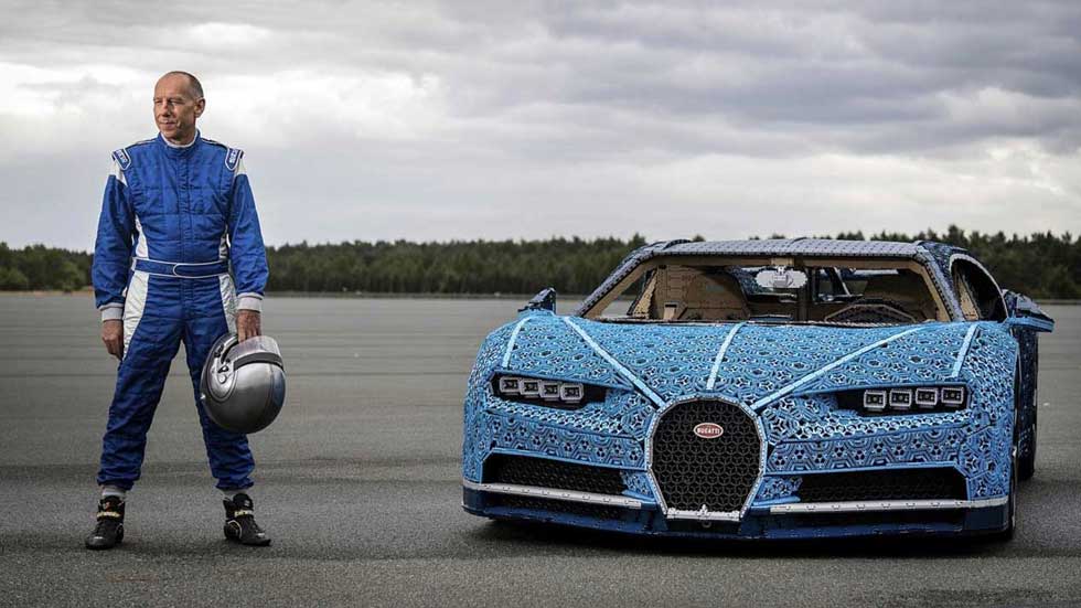 Un Bugatti Chiron de Lego, a escala real… ¡Y que alcanza 20 km/h!
