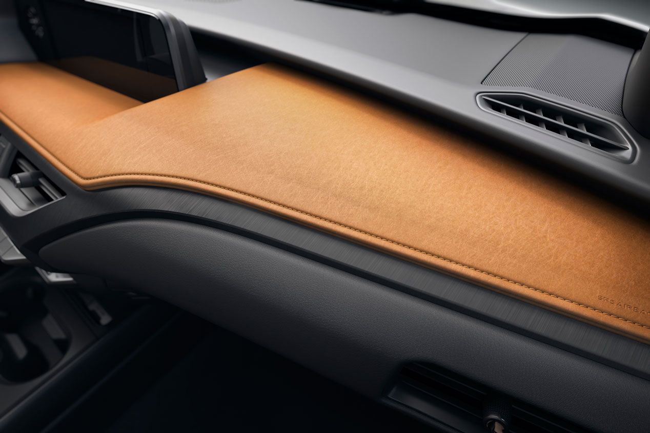 Probamos el Lexus UX 250h, el nuevo SUV híbrido