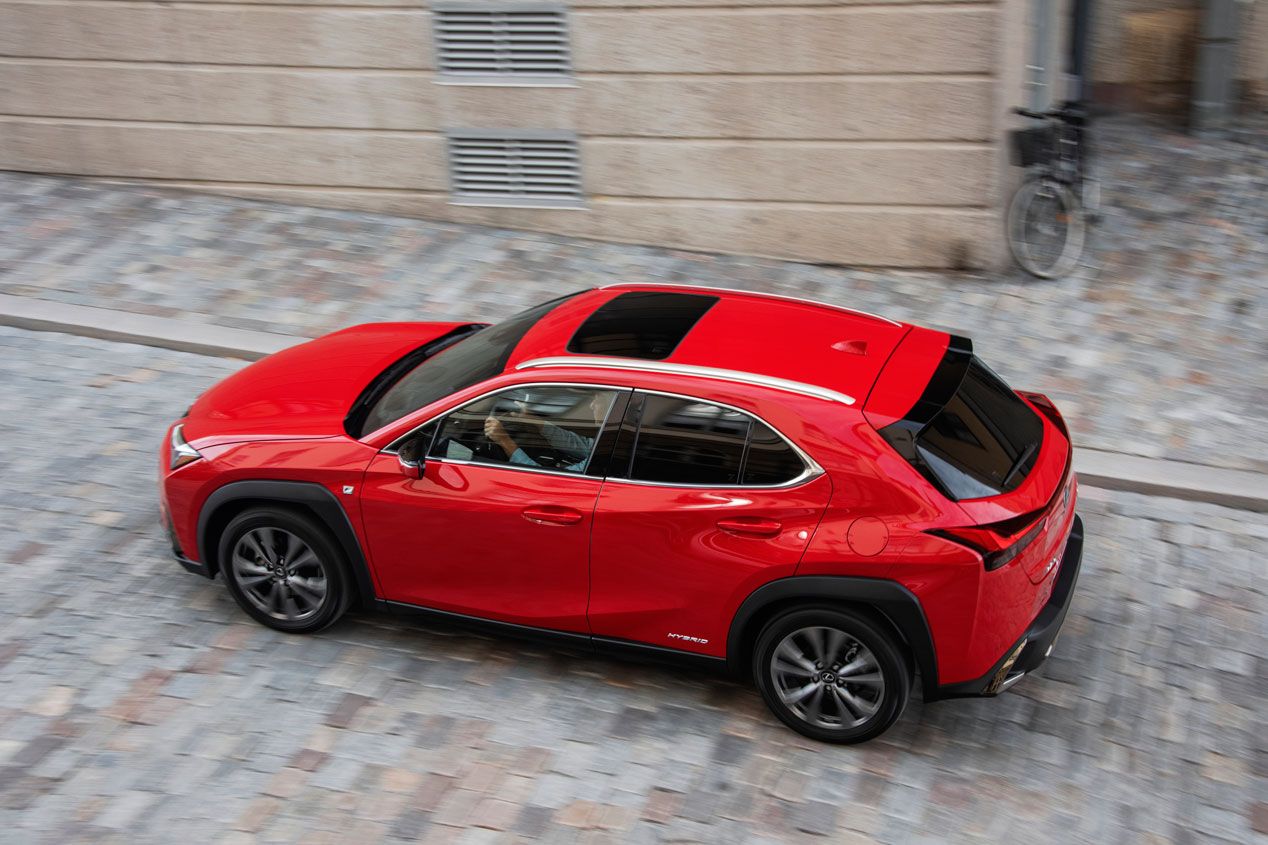 Probamos el Lexus UX 250h, el nuevo SUV híbrido