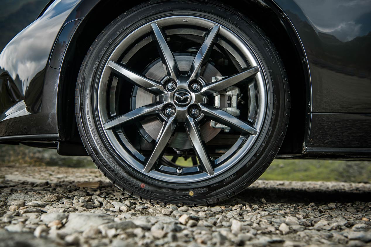 El nuevo Mazda MX-5 2019, a prueba en la Transfãgãrãsan
