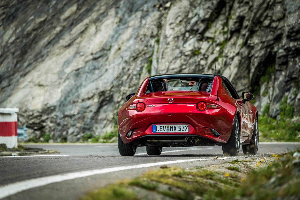 El nuevo Mazda MX-5 2019, a prueba en la Transfãgãrãsan