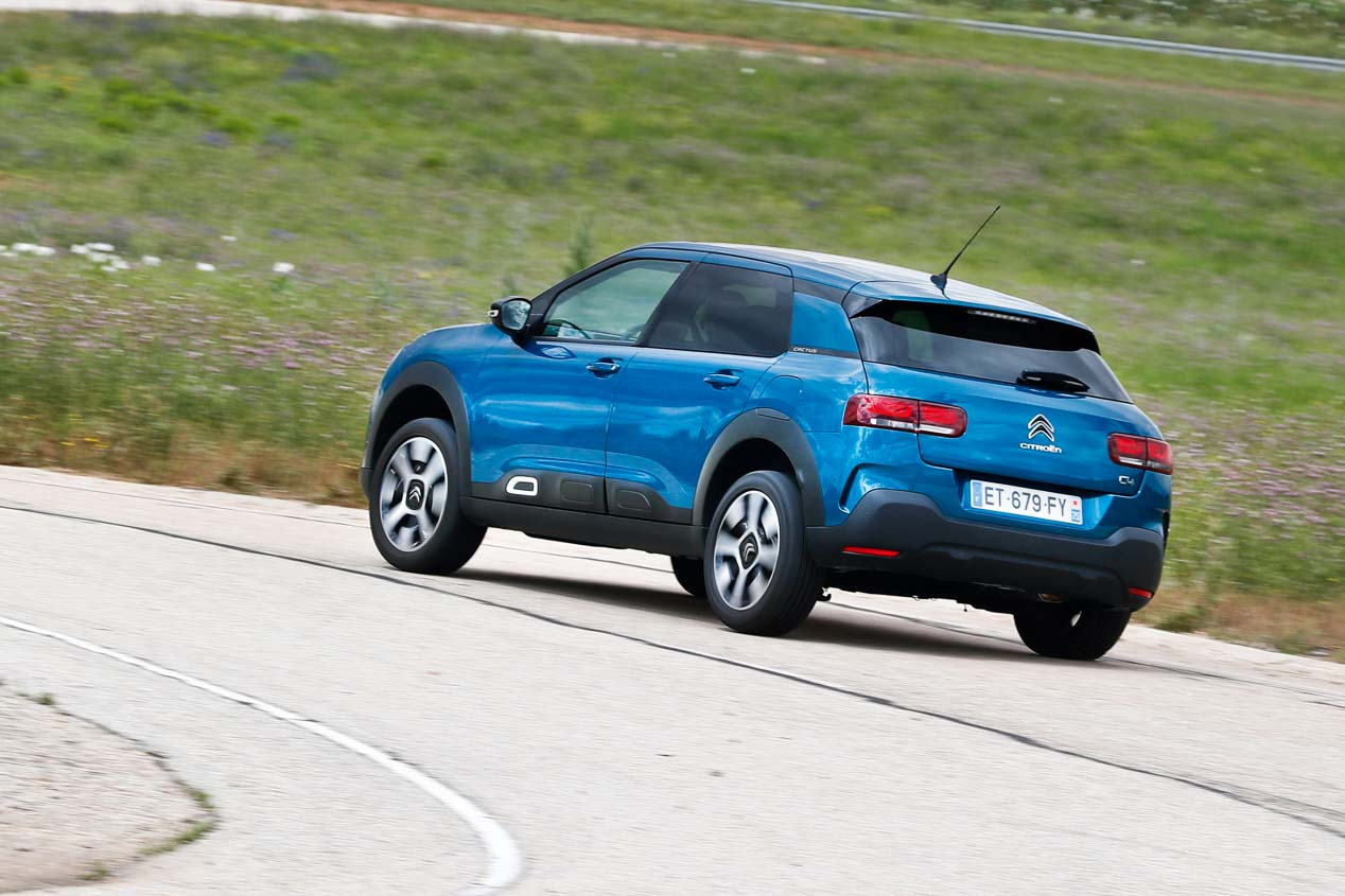 Comparativa Citroën C4 Cactus PureTech vs Renault Mégane TCE