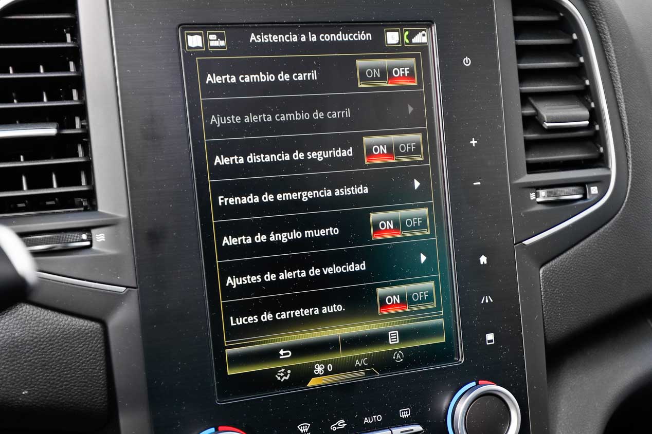 Comparativa: Citroën C4 Cactus PureTech vs Renault Mégane TCE