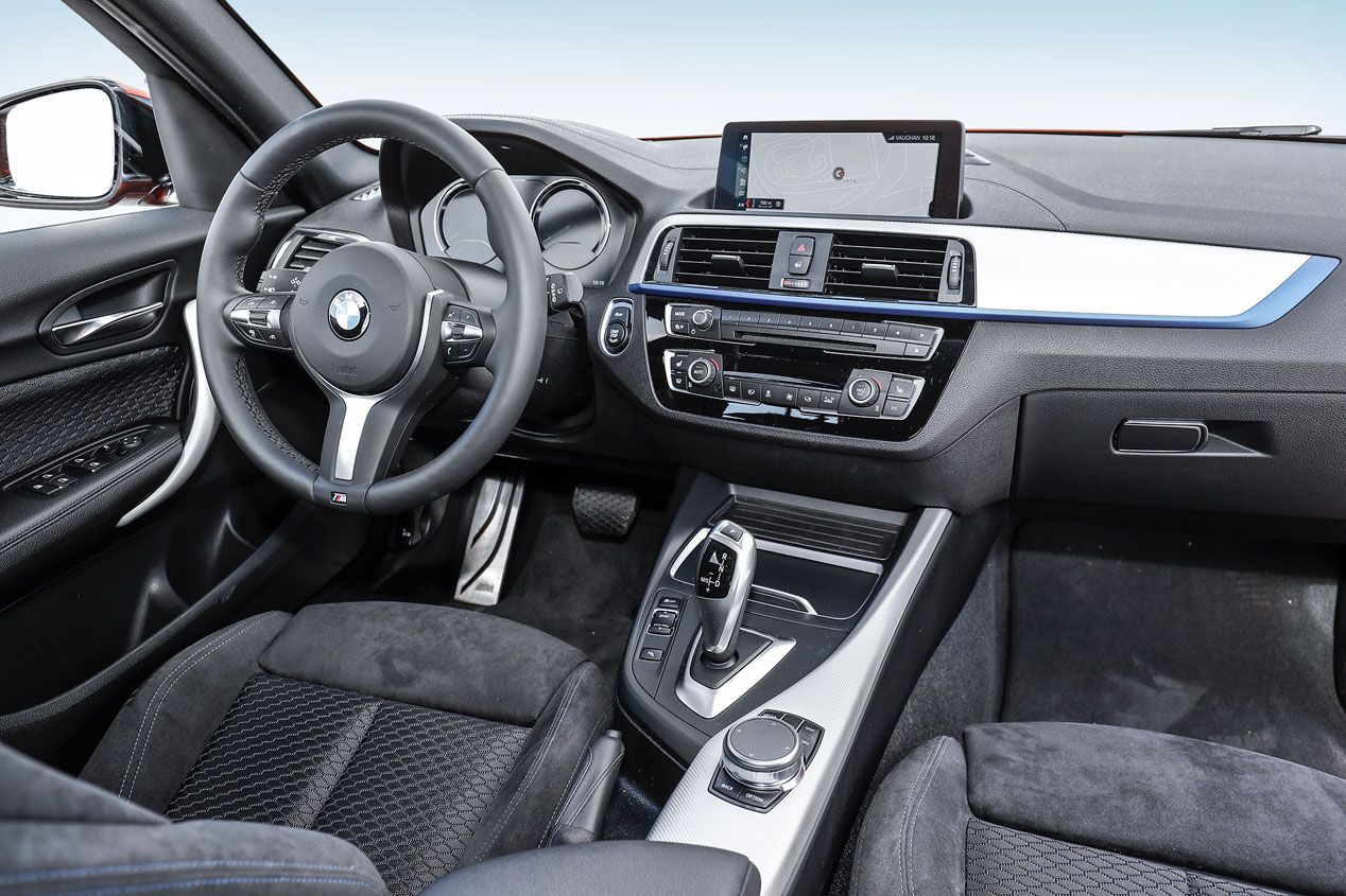 Mercedes Clase A frente a Audi A3 y BMW Serie 1