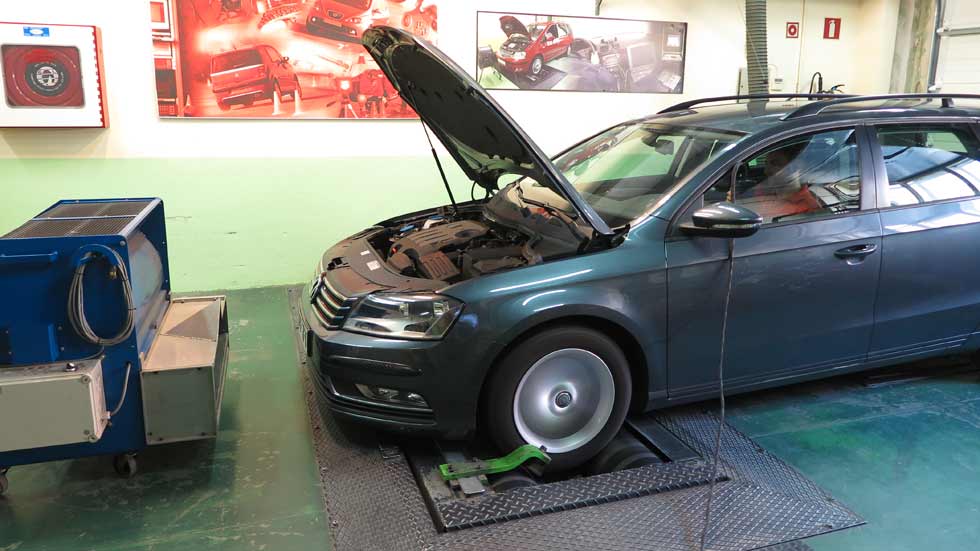 Las marcas de coches tendrán que reducir aún más las emisiones de CO2