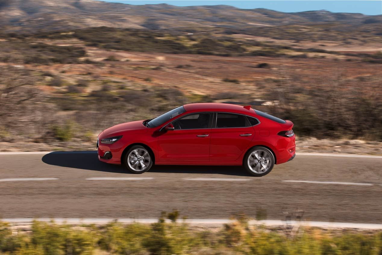 Hyundai i30 Fastback N y i30 N Option, nuevas incorporaciones a la gama