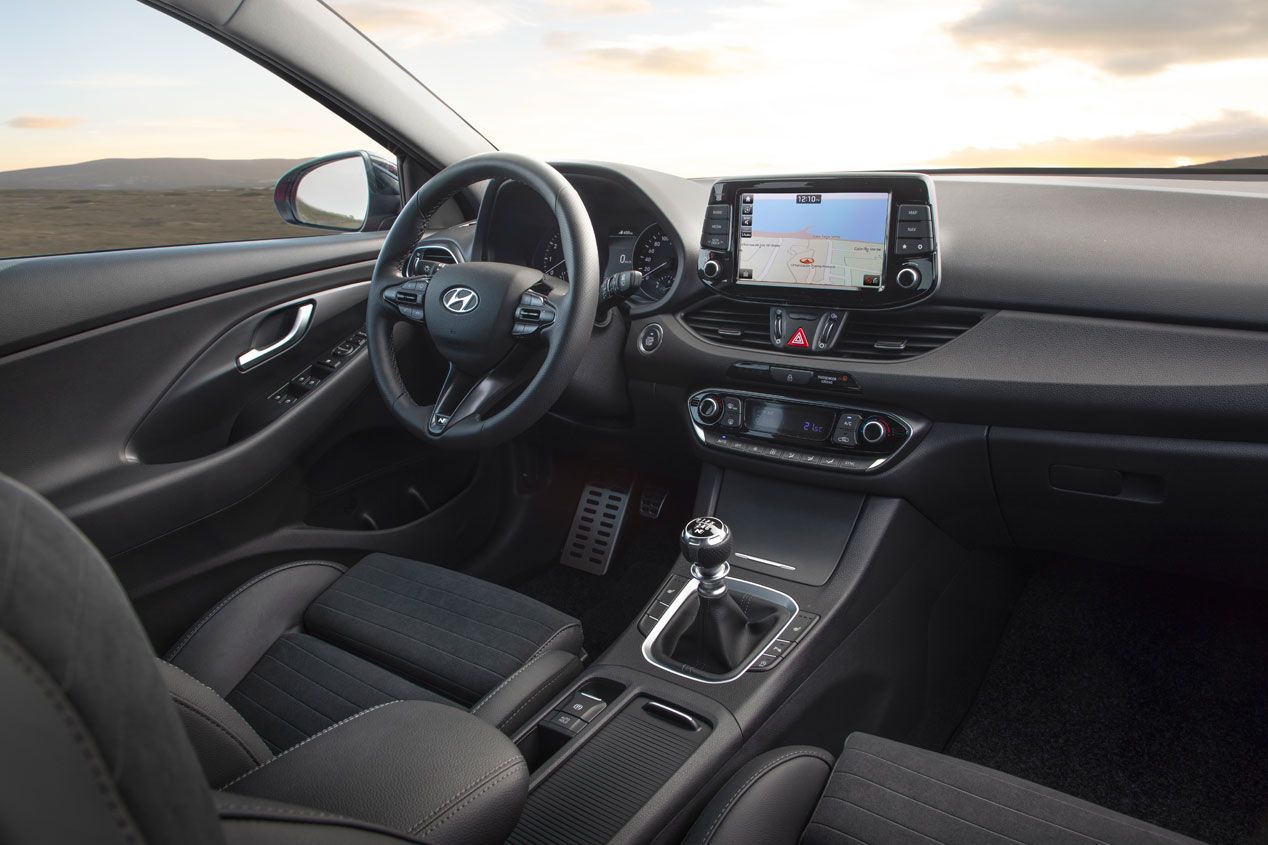 Hyundai i30 Fastback N y i30 N Option, nuevas incorporaciones a la gama