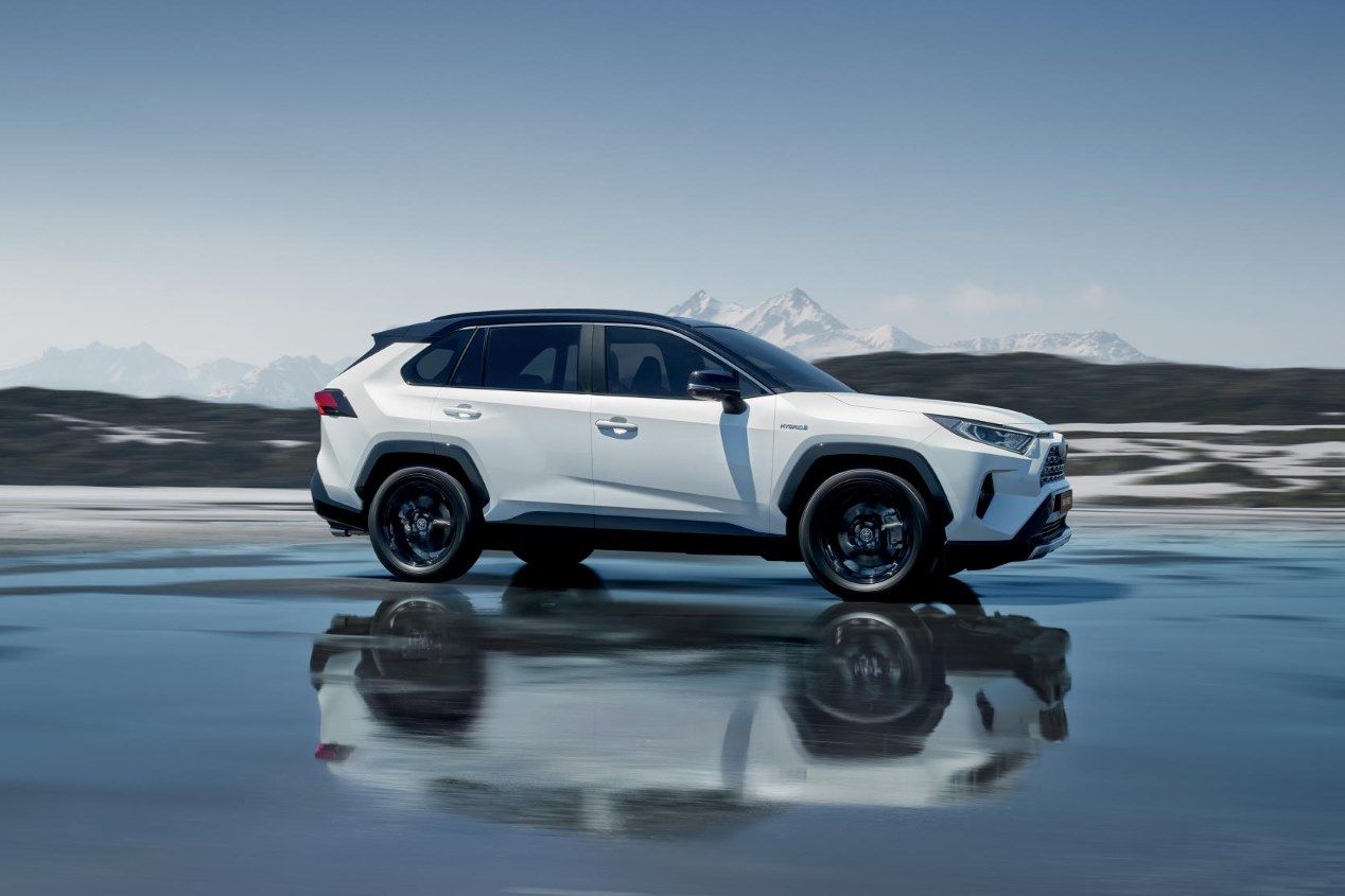 Toyota en el Salón de París 2018: RAV4, Corolla y Corolla Touring Sport Hybrid
