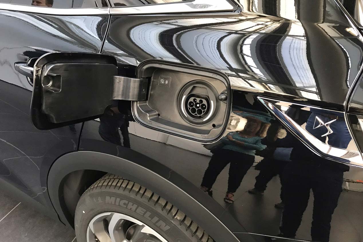 Así es el DS 7 Crossback E-Tense 4x4 en detalle