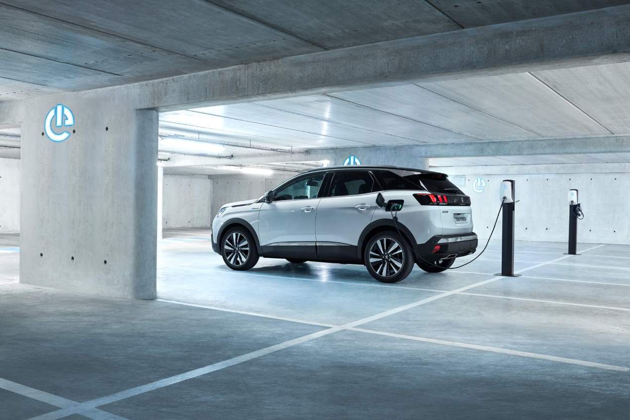 Peugeot 3008 Hybrid y Hybrid4: el nuevo SUV, en fotos