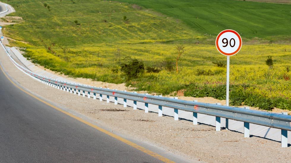 El Gobierno quiere rebajar la velocidad máxima en todas las carreteras secundarias