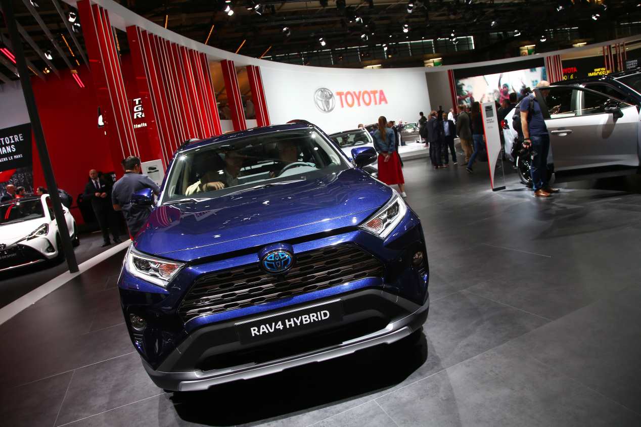 Toyota RAV4 2019: el SUV híbrido llega este enero
