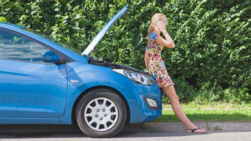 Una ITV rompe el coche a una conductora y el seguro no se hace cargo