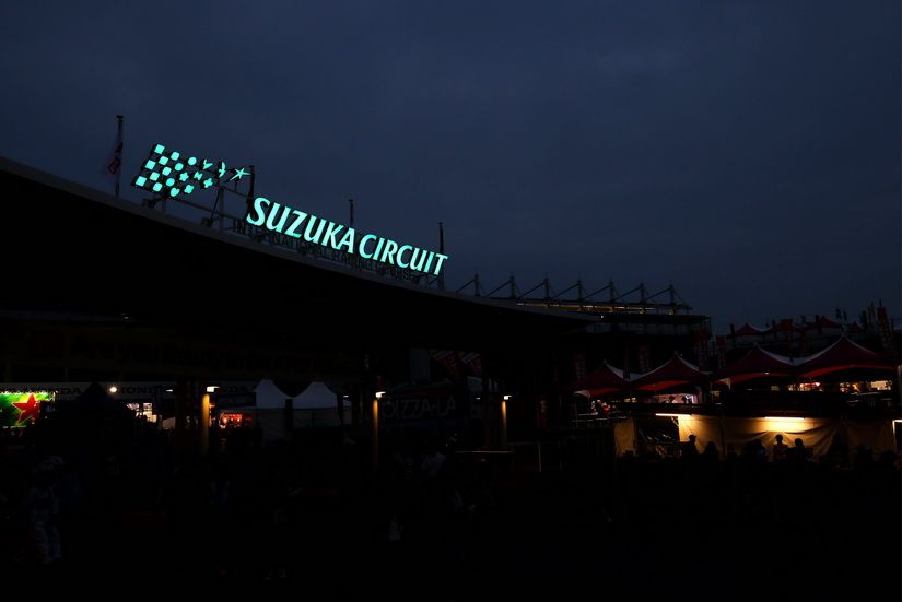 El circuito de Suzuka de noche