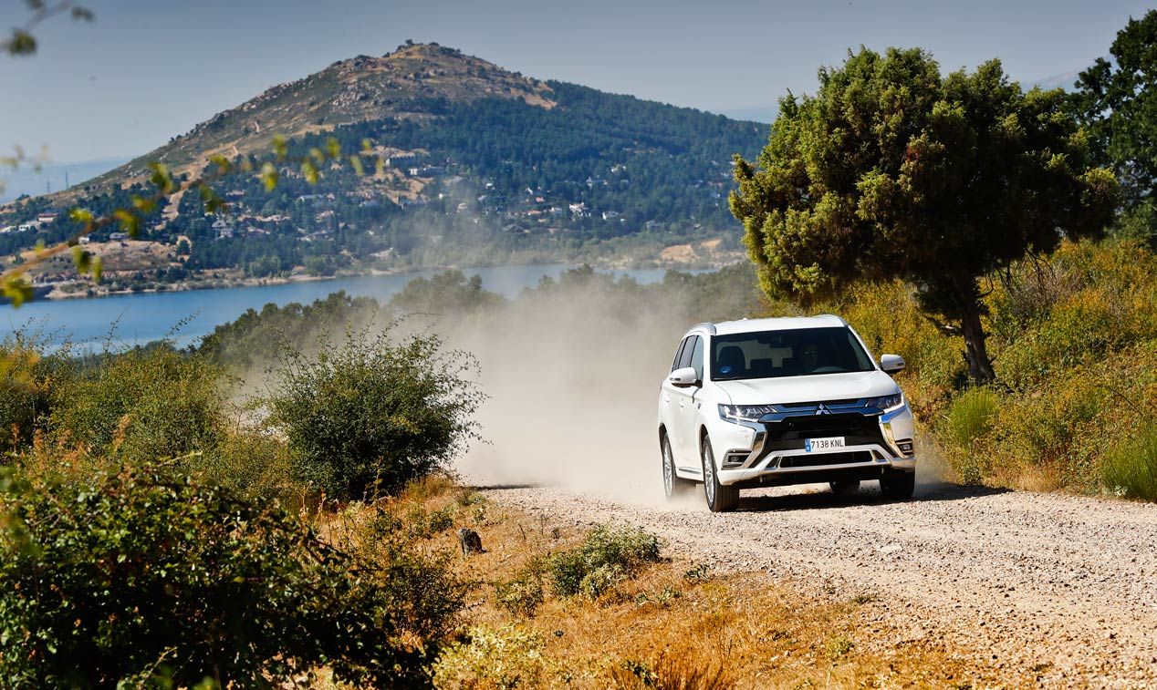 Mitsubishi Outlander PHEV: llega todavía más lejos