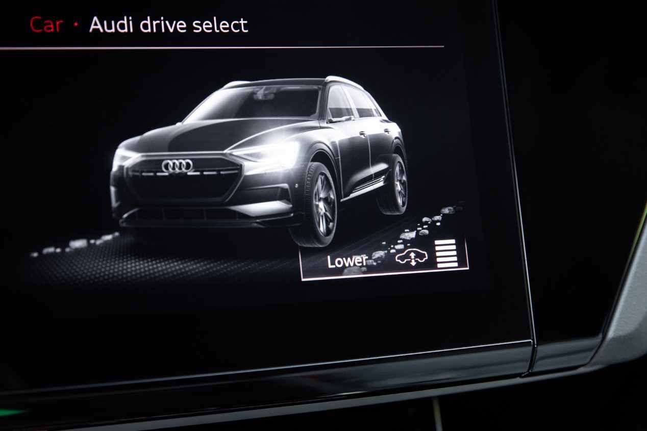 Audi e-tron: primera prueba y fotos del SUV eléctrico