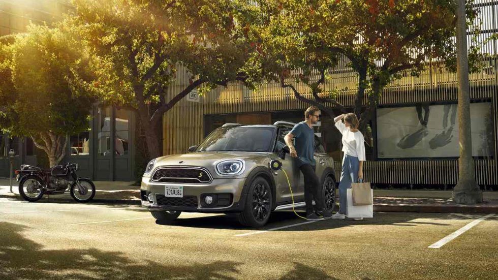 MINI Countryman Híbrido Enchufable: el camino al centro, más eléctrico
