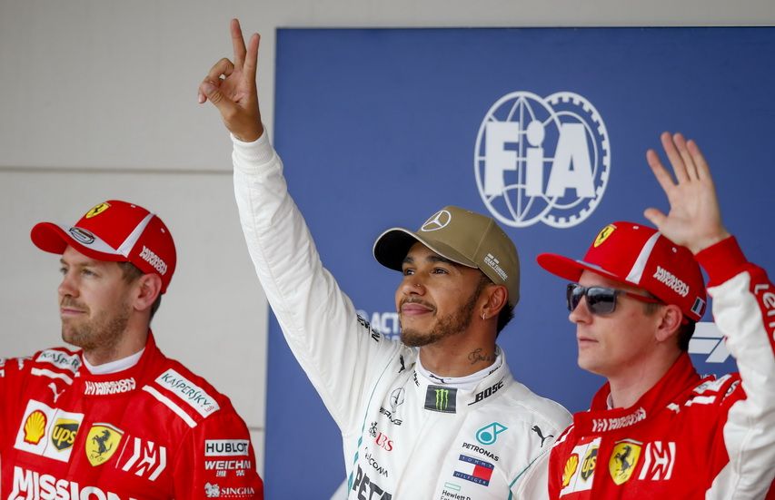 El poleman Hamilton junto a Vettel y Raikkonen