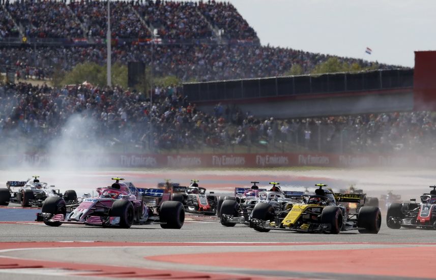Carlos Sainz en la salida 