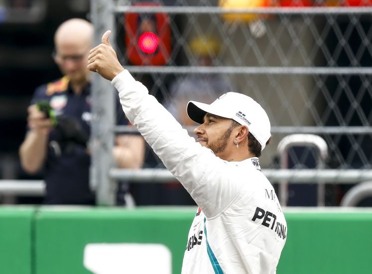 Hamilton logra su quinto título