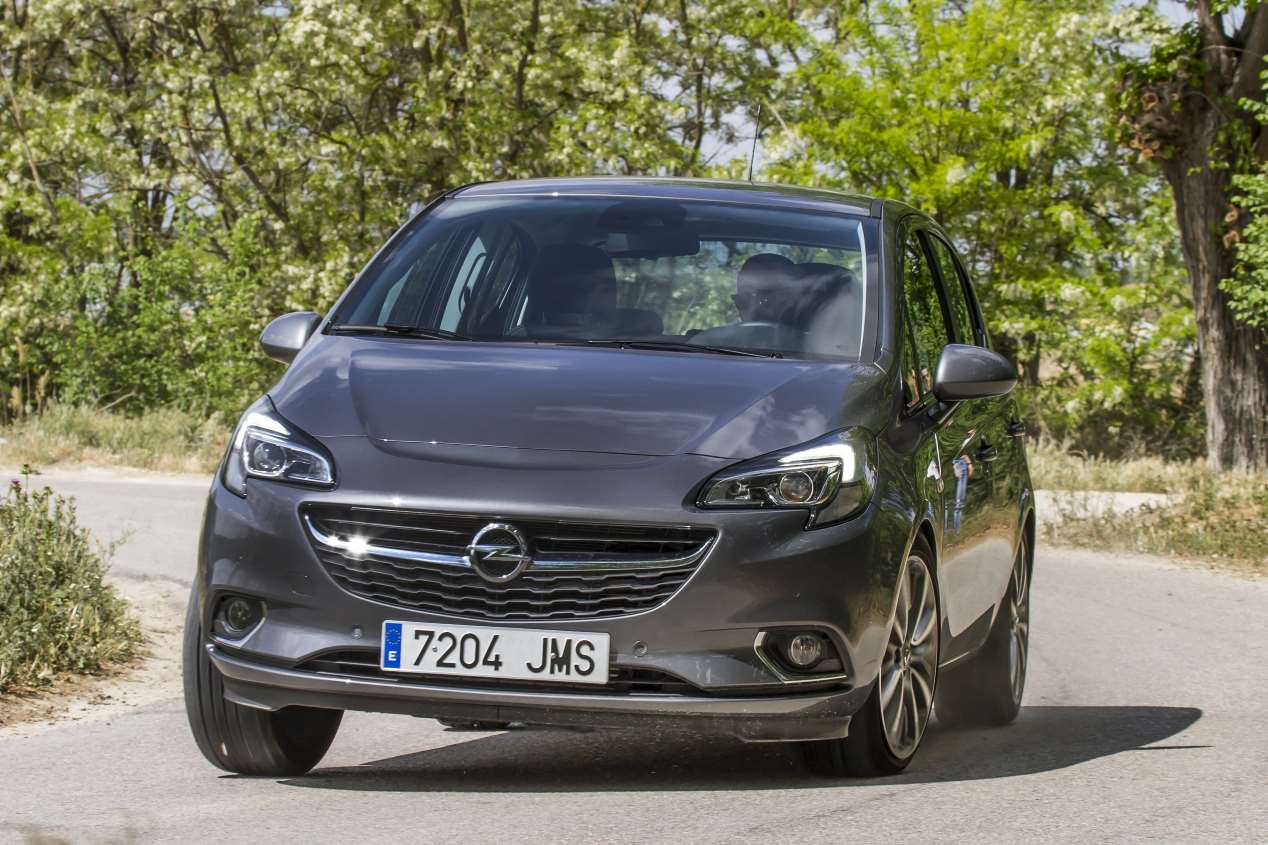 El Opel Corsa desbanca al VW Golf como coche más vendido en Europa