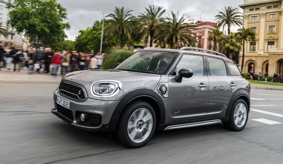 MINI Countryman Híbrido Plug-in, esencia MINI para llegar más lejos (Vídeo)