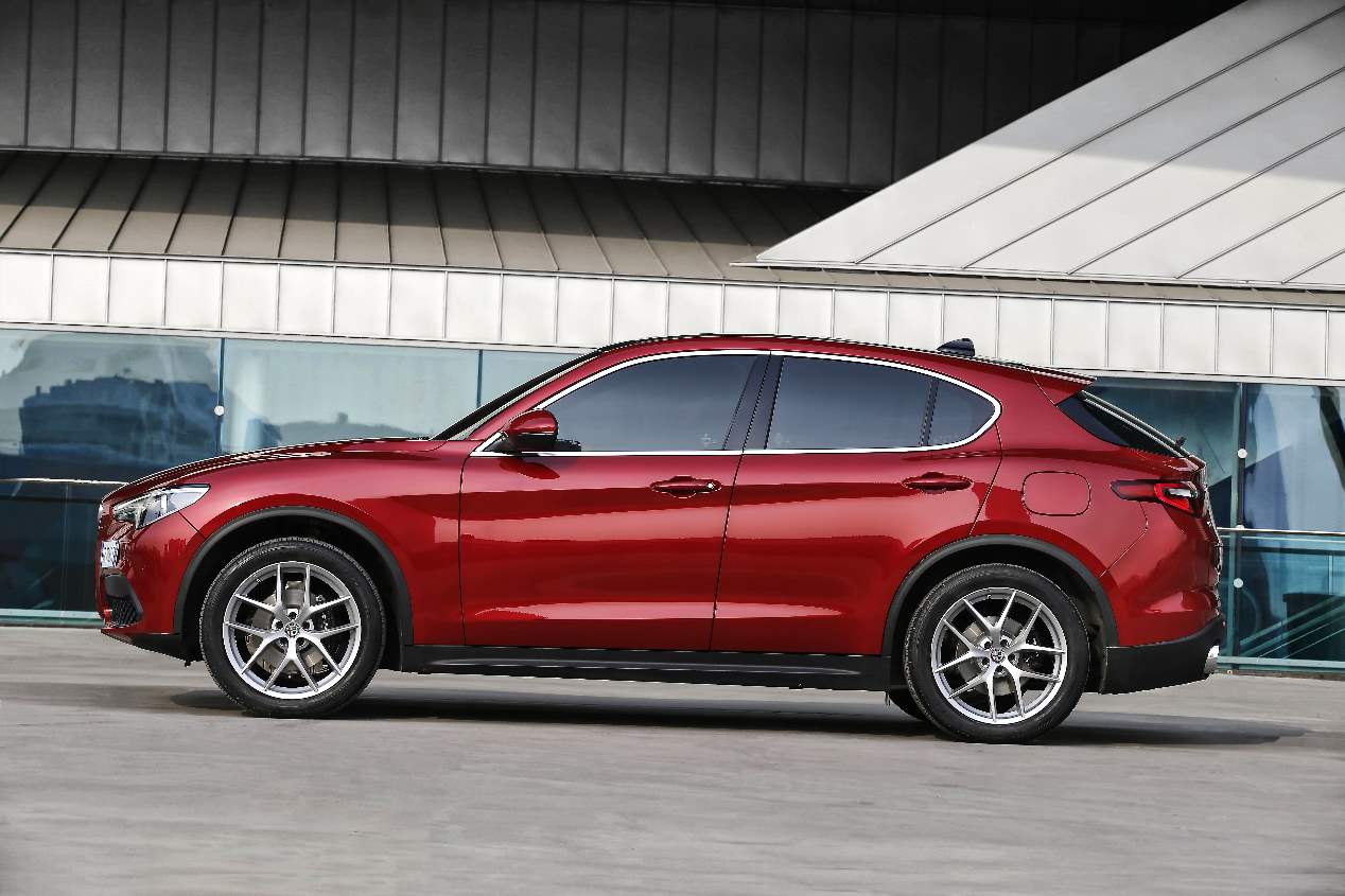 El Alfa Romeo Stelvio 2019 llega con novedades mecánicas