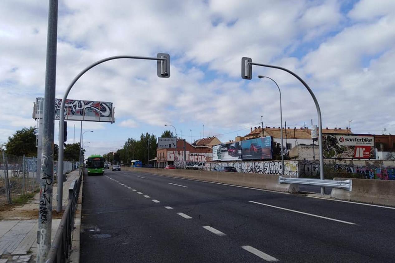 Madrid instala semáforos en la autovía A-5