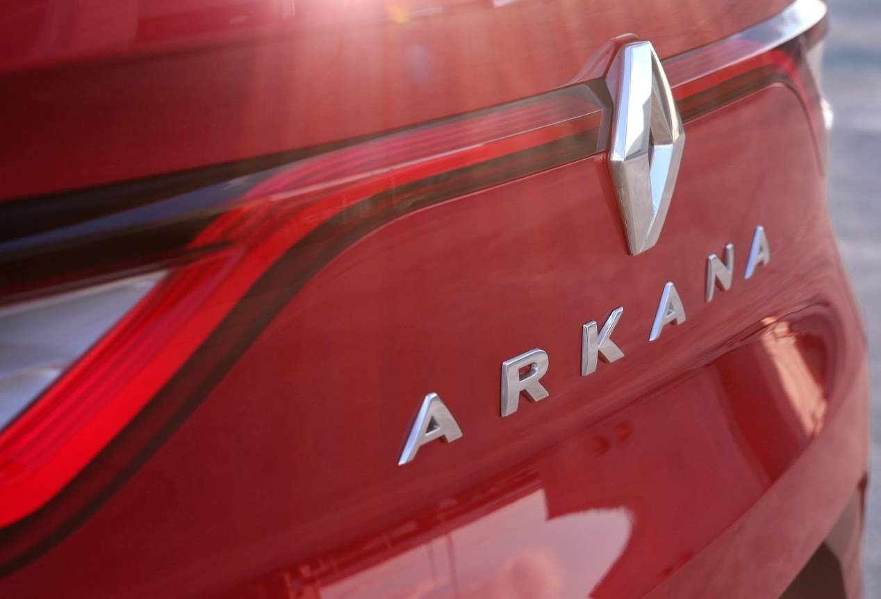 Los Fiat Fastback y Renault Arkana, en imágenes