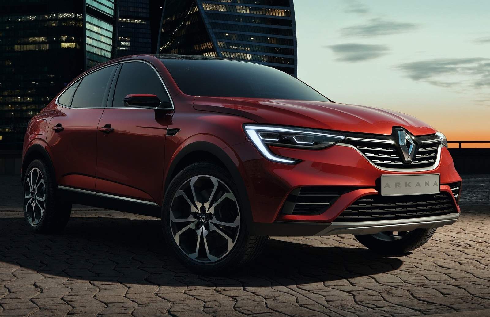 Los Fiat Fastback y Renault Arkana, en imágenes