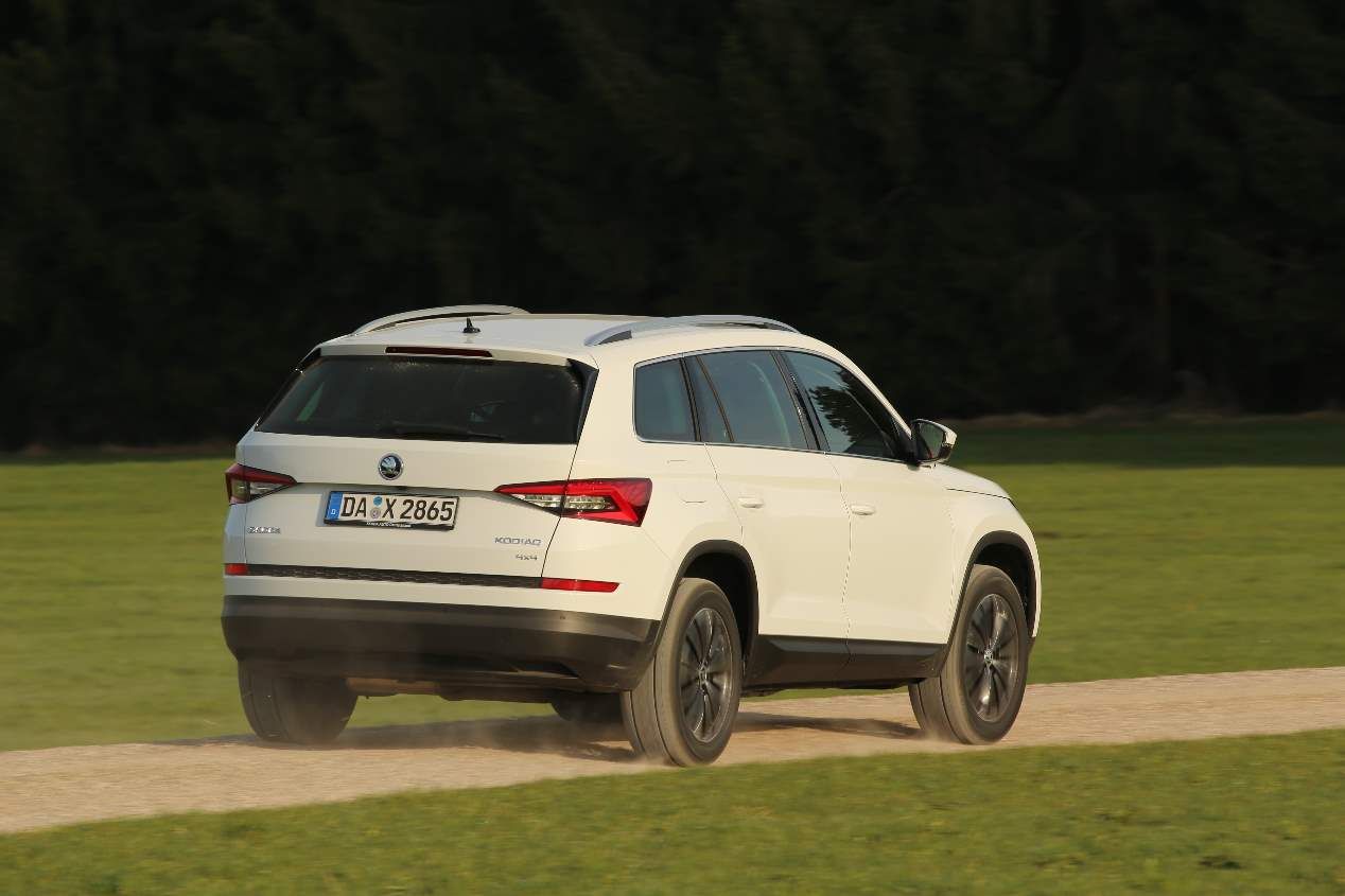 ¿Diesel o gasolina? Lo analizamos en el Ateca, 3008, GLA, Grandlanx X y Kodiaq