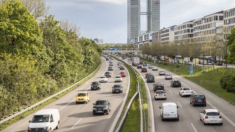 Opinión: el apocalipsis vial de pagar por el uso de autovías y autopistas