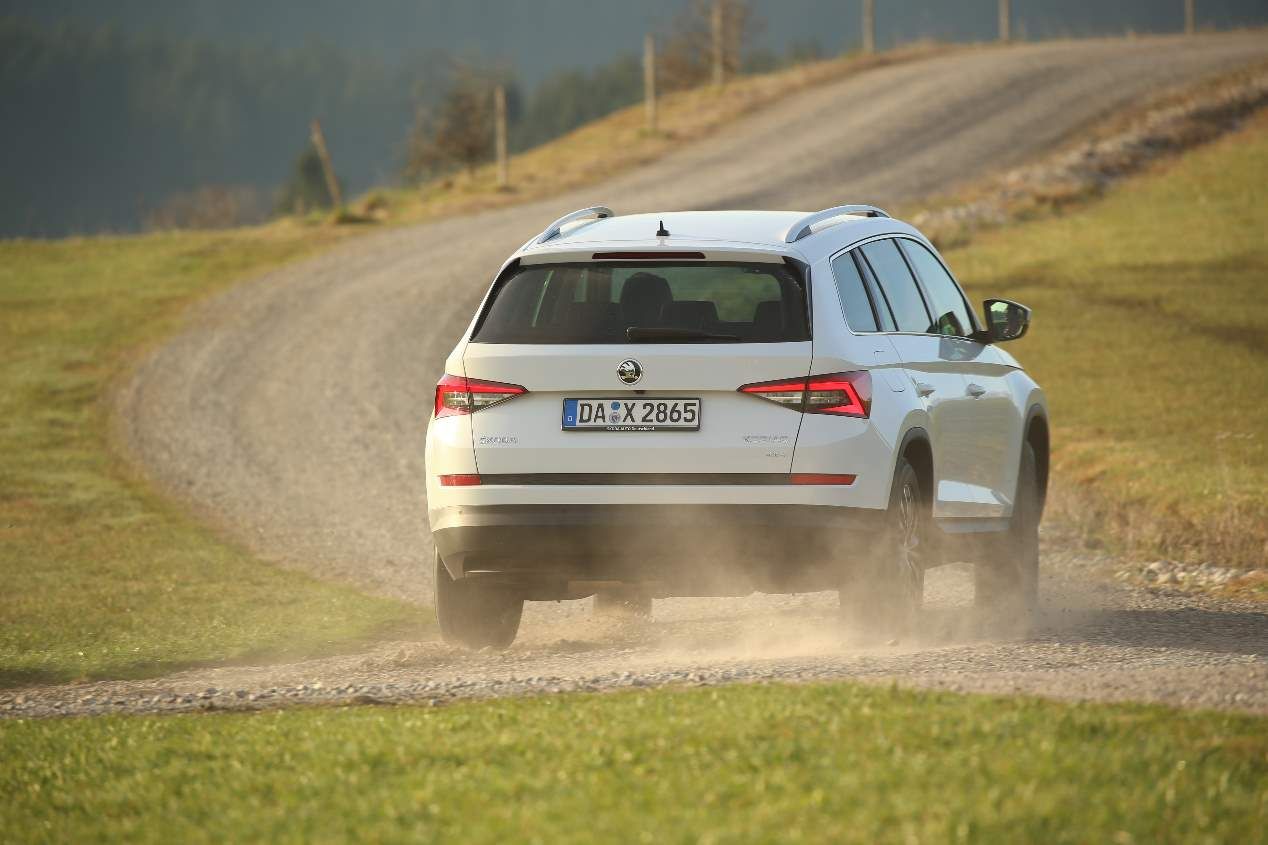 ¿Diesel o gasolina? Lo analizamos en el Ateca, 3008, GLA, Grandlanx X y Kodiaq