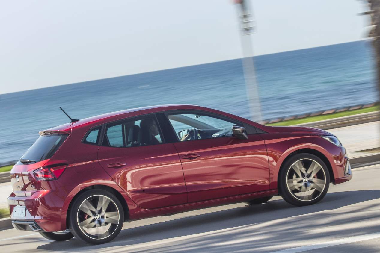 Ford Fiesta, Seat Ibiza o Peugeot 208: Diesel o gasolina, ¿qué interesa más?